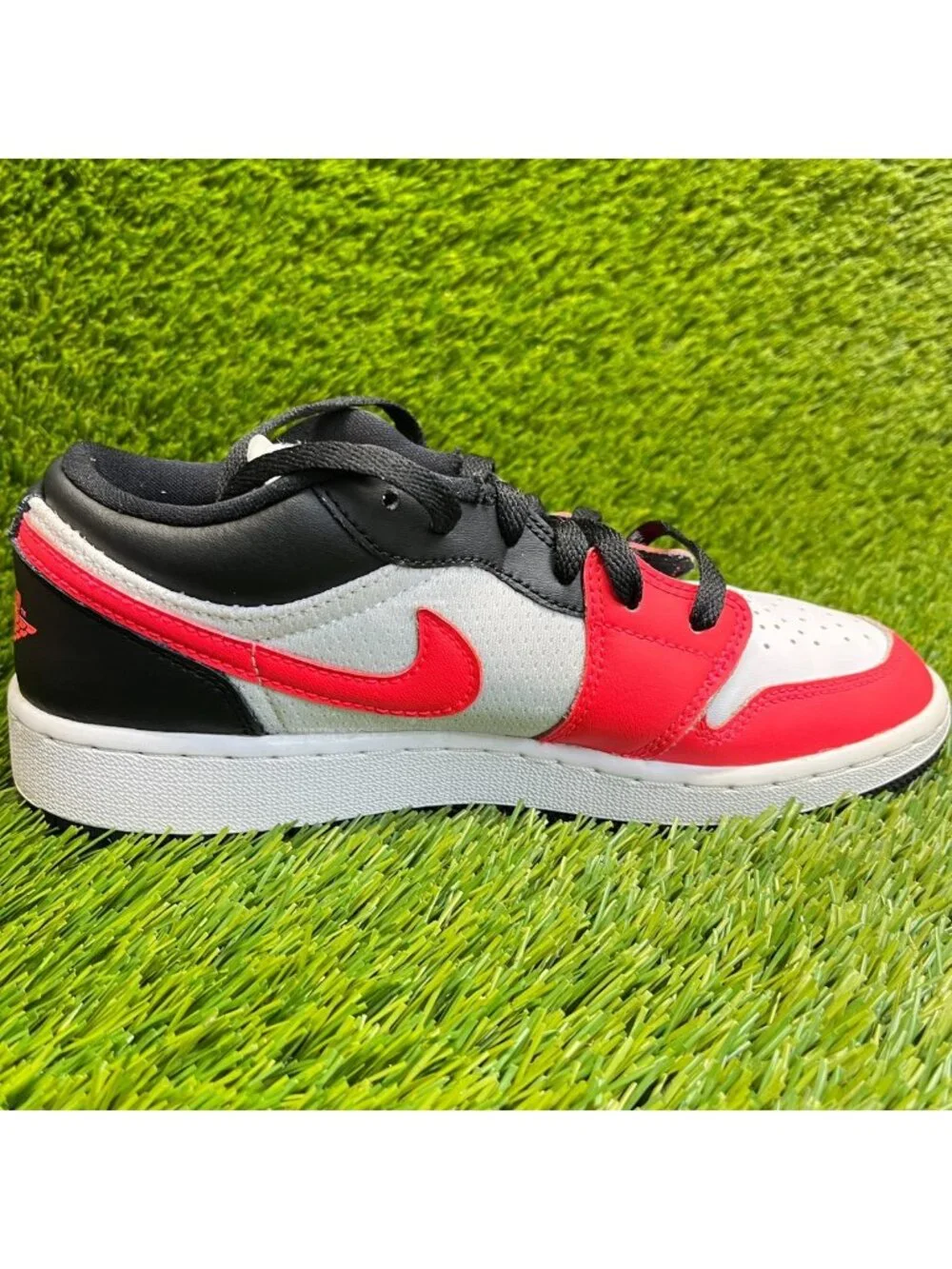 Nike please review